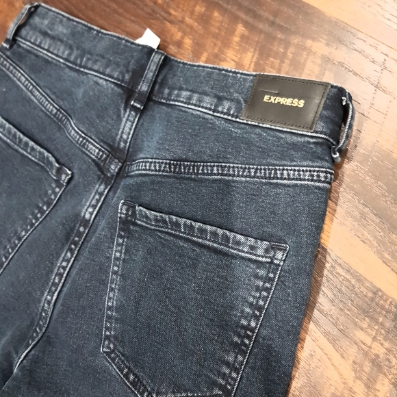 ⭐️ EXPRESS MOM SUPER HIGH WAISTED JEANS - Picture 6 of 7